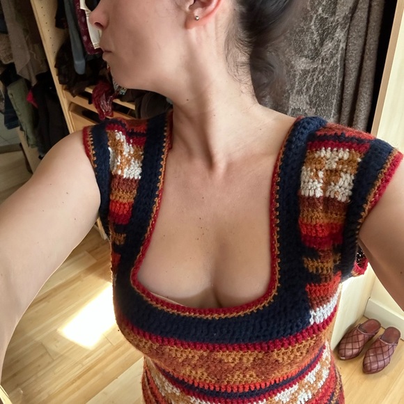 Afghan handsome wool dress - Picture 3 of 6